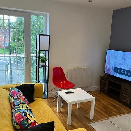 Work-play Stylish, Speedwell Apartment, Free Parking
